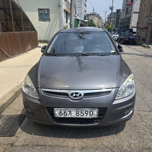 i30